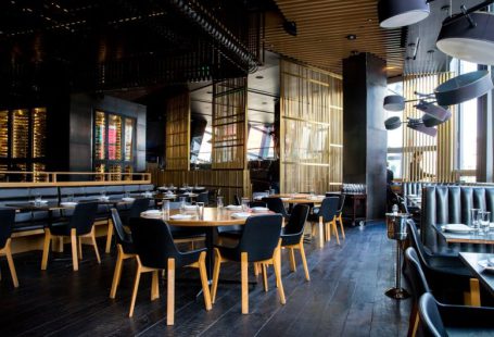 Automatic Restaurant - photo of pub set in room during daytime